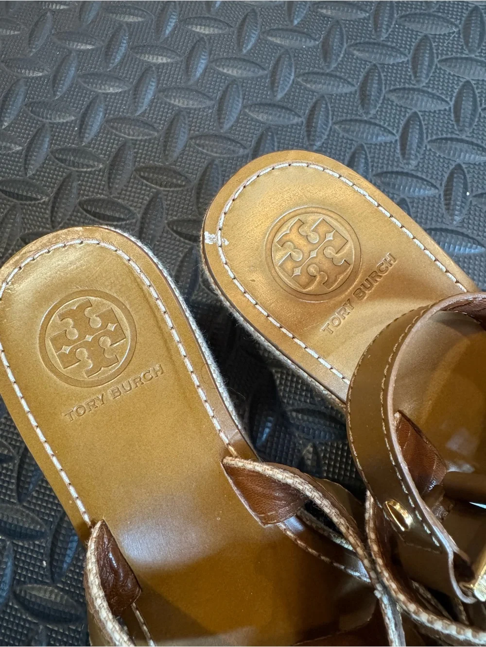 Tory Burch platform sandals sz 7M